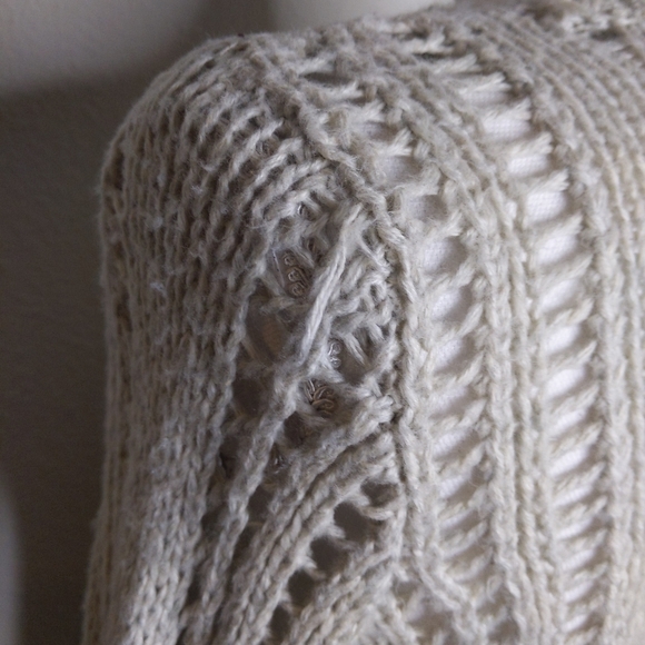 Abercrombie & Fitch Crochet Knit Sweater Extra Long Sleeve Women’s Small - Picture 5 of 9